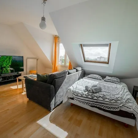 Modern Hyper-centre Studio,proche Paris Apartment Antony